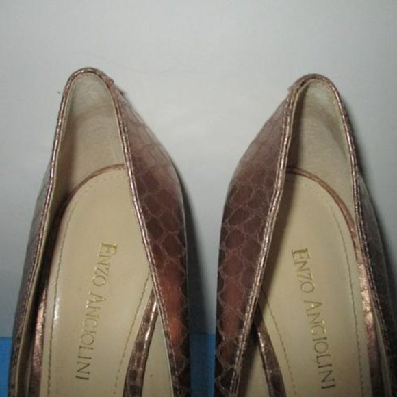 *Enzo Angiolini Copper Almond Toe Metallic Pumps - Picture 4 of 10